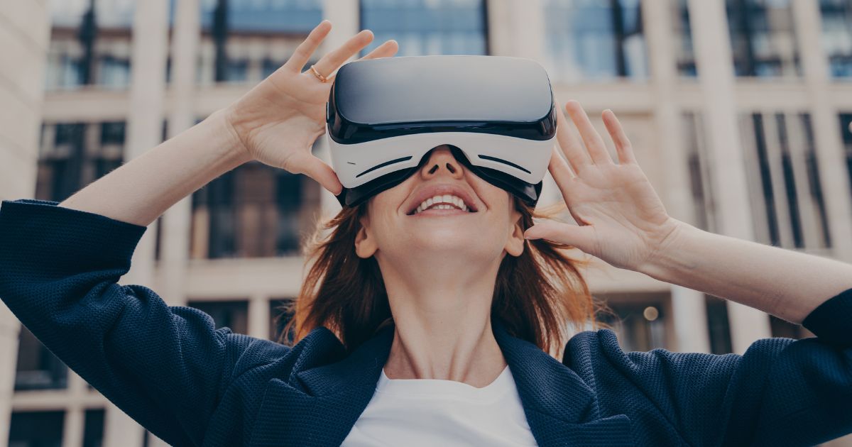 Virtual Reality and Immersive Experiences